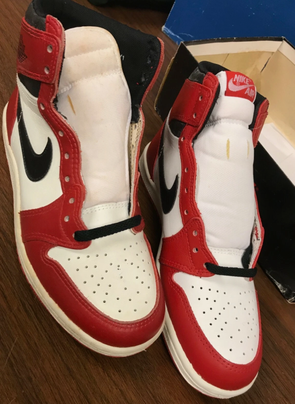Nike x Off-White Air Jordan 1 “Chicago”